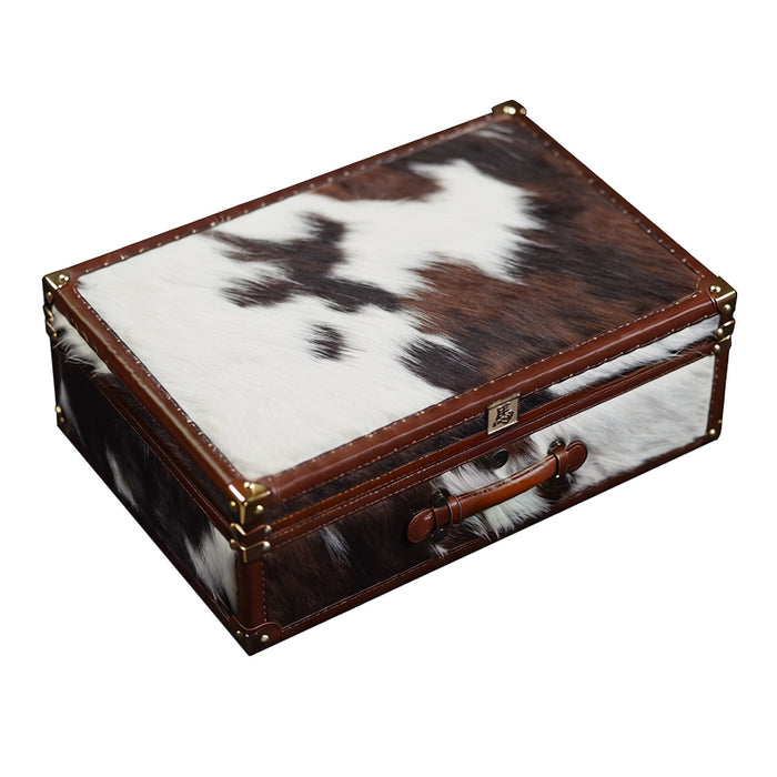 Afidano Year of the Horse Cigar Humidor – Genuine Horsehair, Alligator Belly Leather Trim, Spanish Cedar, Built-in Hydration Compartments